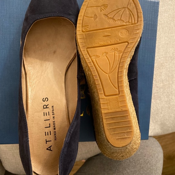 natural suede. Condition is like new. Size 39 EU - Picture 4 of 5